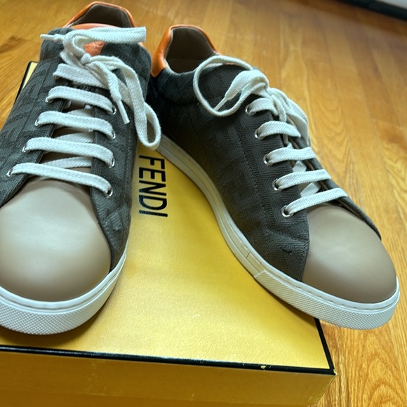 FENDI ROMA Men’s Sneakers US Size 9 Made in Italy - Picture 7 of 7